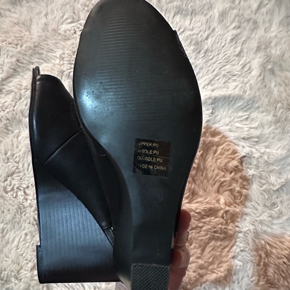 TG Wedge Shoes - Picture 6 of 16